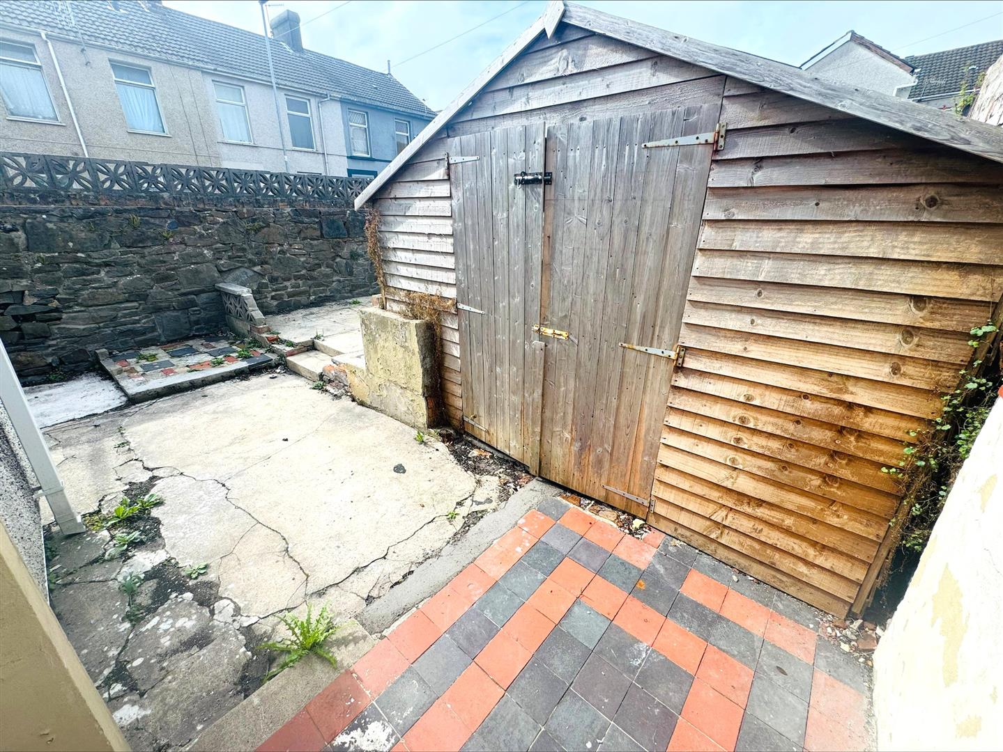 Delabeche Street, Llanelli, SA15 1AT